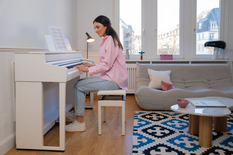 A Voice That Fills the Room